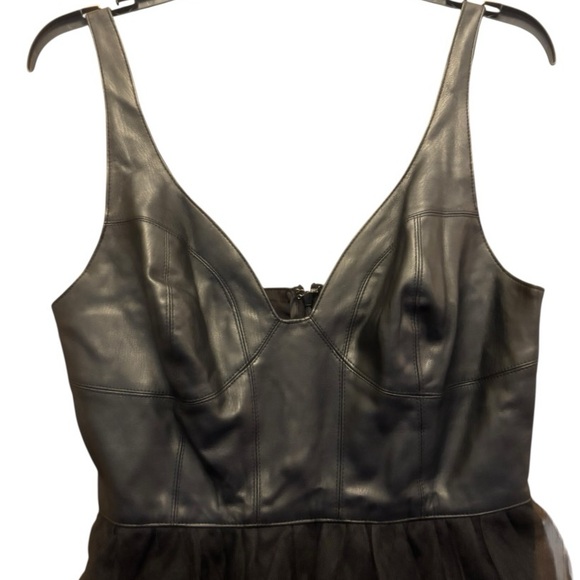 Anthropologie Black Leather and Tulle Dress Size For (4) - Picture 6 of 12